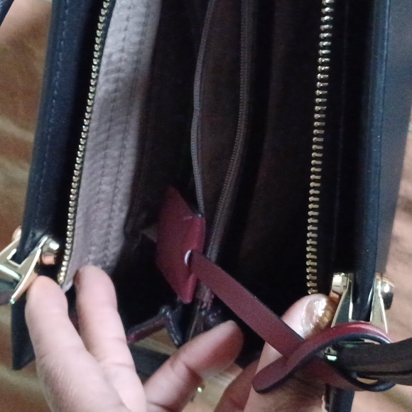 Handbag - Picture 2 of 2